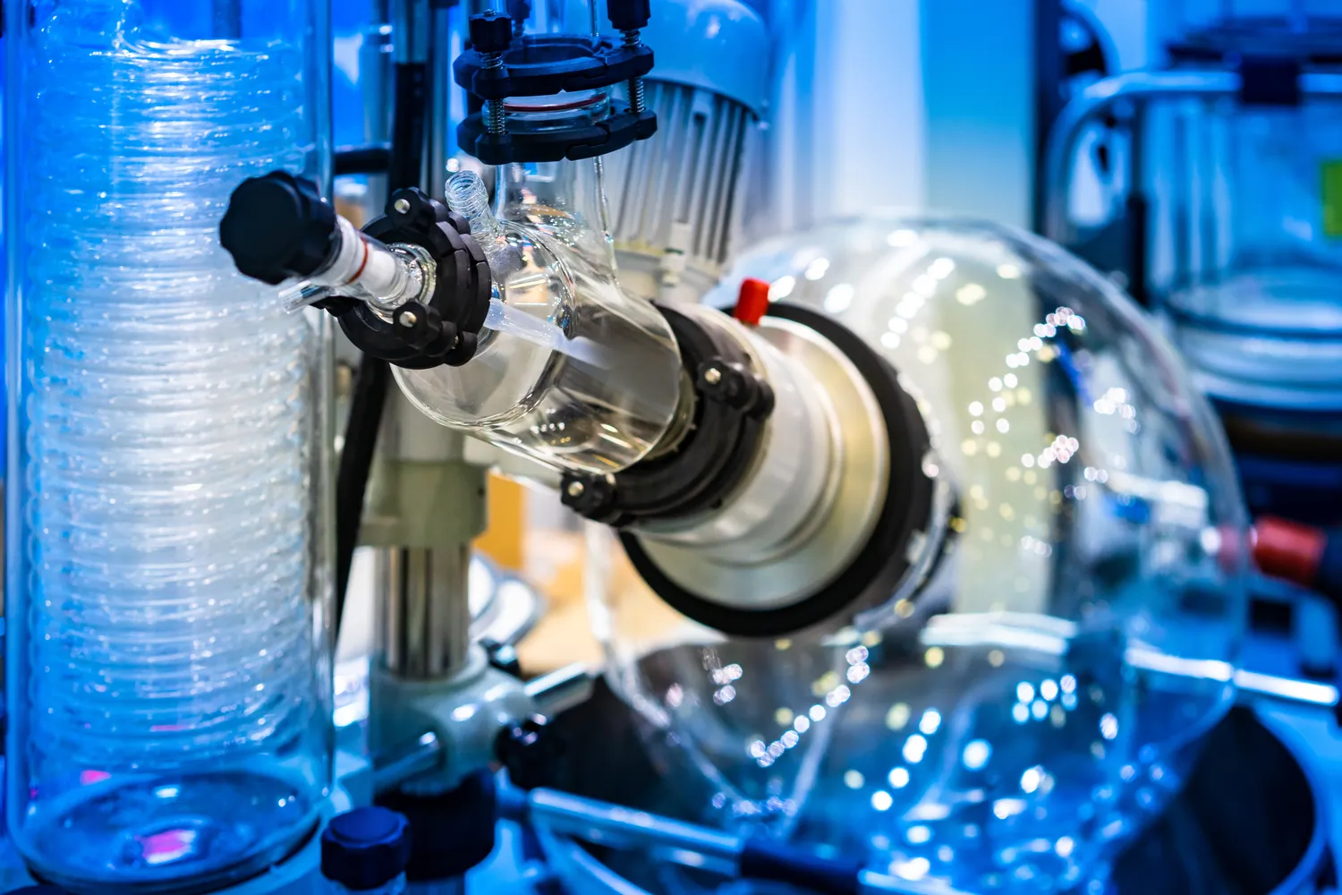 W jaki sposób przyroda jest niszczona przez przemysł?